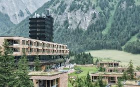 Hotel Gradonna Mountain Resort